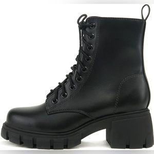 Soda Tundra Lug Sole Lace up Combat Ankle Boot w/Side Zipper